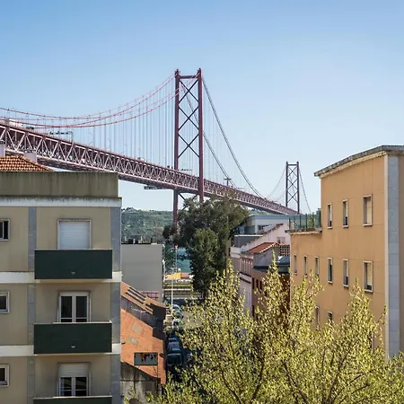 Master Architectural Gem In Alcantara Appartamento Lisbona